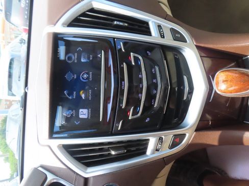 Used 2016 Cadillac SRX Luxury w/ Driver Awareness Package FWD image 49