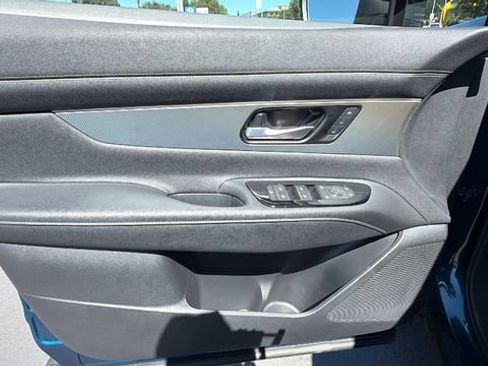 Used 2025 Nissan Murano SL w/ Cargo Package AWD/4WD image 19