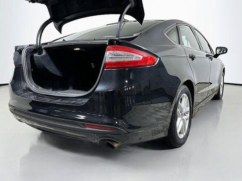 Used 2014 Ford Fusion SE image 24