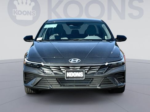 New 2026 Hyundai Elantra Sport image 11