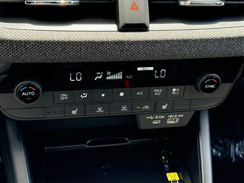 New 2026 Subaru Outback Limited AWD/4WD image 35
