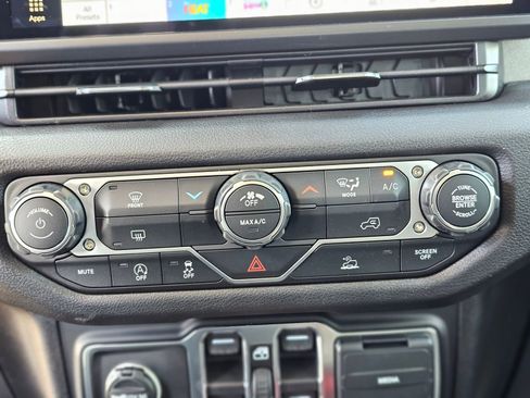 New 2026 Jeep Wrangler Unlimited Sport image 14