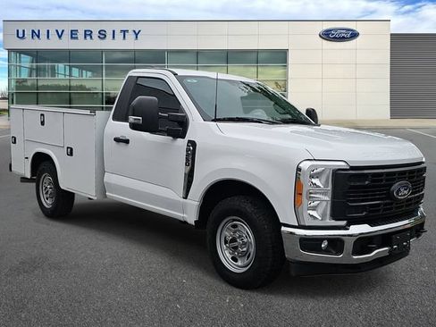 Used 2023 Ford F250 XL w/ XL Chrome Package RWD image 1