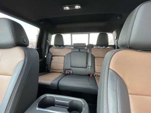 Used 2026 Chevrolet Silverado 1500 High Country image 20