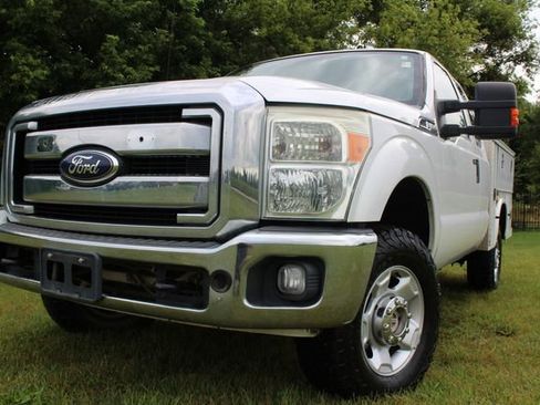 Used 2012 Ford F350 XLT w/ XLT Interior Pkg image 14