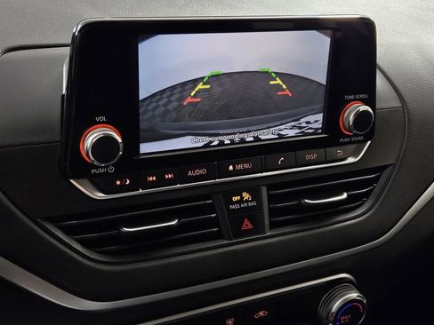 Used 2022 Nissan Altima 2.5 S image 12