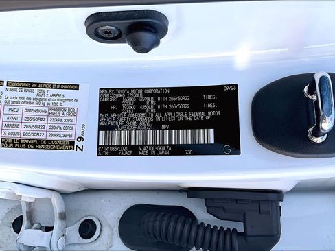 Used 2023 Lexus LX 600 F Sport image 36