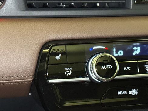 New 2026 Honda Pilot Touring image 27