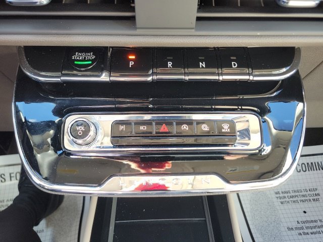 Certified 2023 Lincoln Corsair FWD image 38