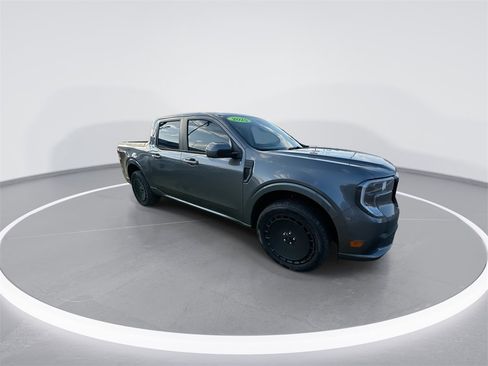 New 2025 Ford Maverick Lobo image 2