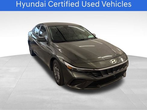 Certified 2024 Hyundai Elantra Blue FWD image 2
