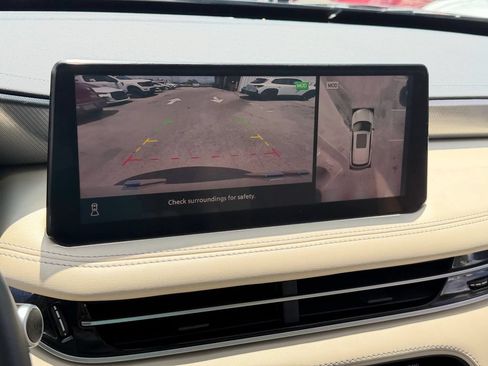 Used 2023 INFINITI QX60 Luxe w/ Performance Audio Package FWD image 21