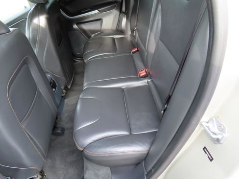 Used 2017 Volvo XC60 T6 Dynamic w/ Advanced Package image 10