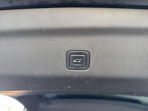 Used 2022 GMC Yukon AT4 AWD/4WD image 44