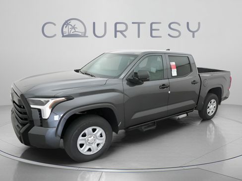 Used 2026 Toyota Tundra SR AWD/4WD image 1