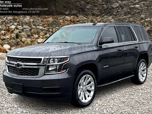 Used 2017 Chevrolet Tahoe LS image 1