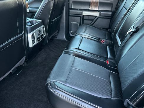 Used 2018 Ford F150 Lariat w/ Equipment Group 502A Luxury image 12