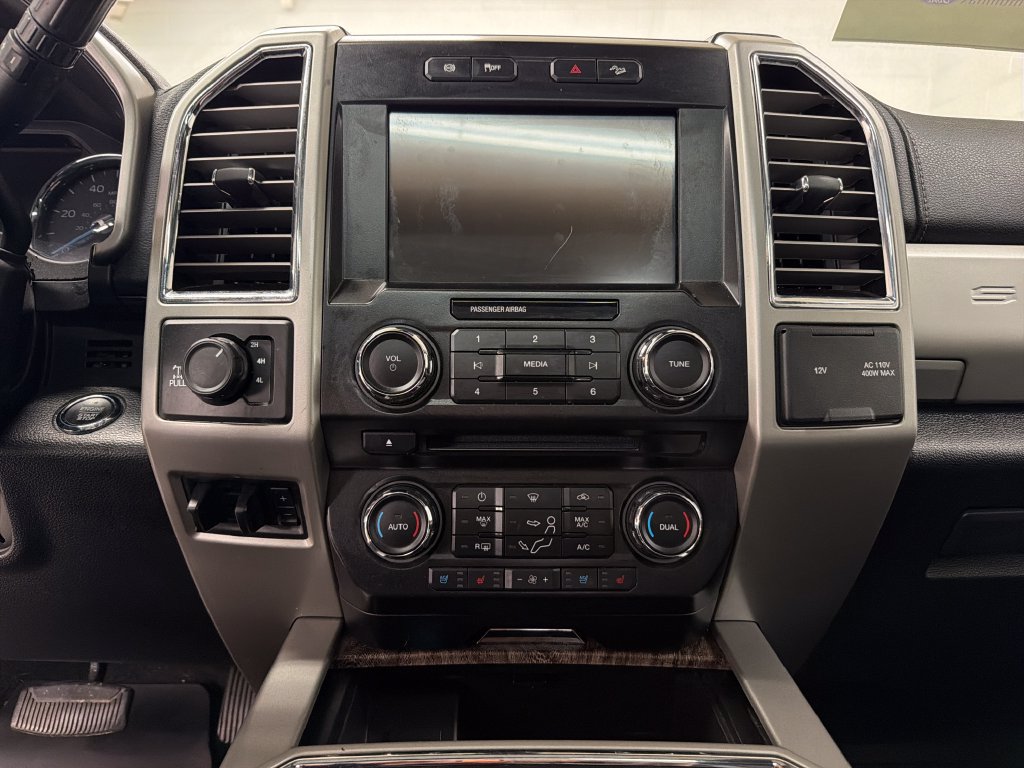 Certified 2017 Ford F350 Lariat w/ Lariat Ultimate Package AWD/4WD image 23
