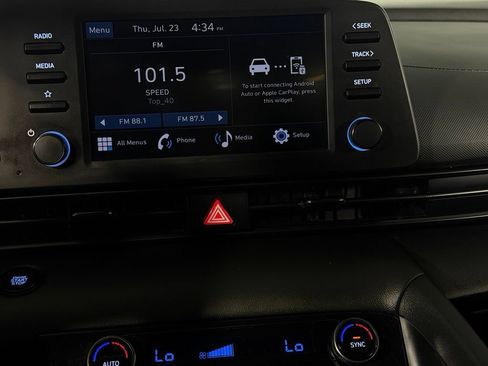 Used 2026 Hyundai Elantra Sport FWD image 17