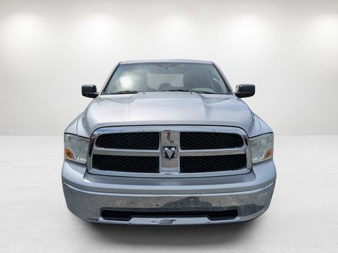 Used 2012 RAM 1500 Classic SLT image 2