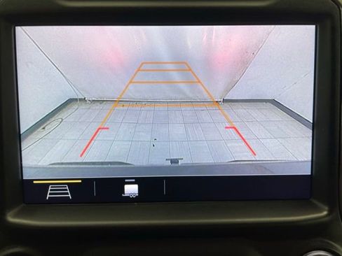 Used 2019 Chevrolet Silverado 1500 LT Trail Boss image 4