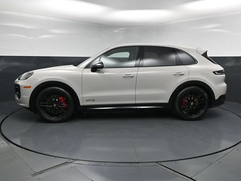 New 2026 Porsche Cayenne GTS AWD/4WD image 2
