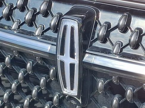 Used 2024 Lincoln Nautilus Reserve w/ Equipment Group 202A image 29