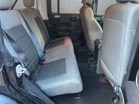Used 2009 Jeep Wrangler X image 19