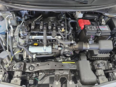 New 2025 Nissan Versa SR w/ Trunk Package image 27