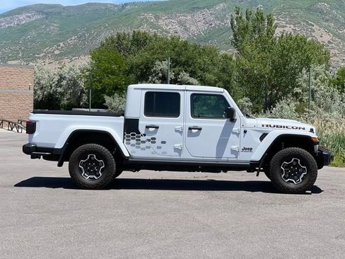 Used 2021 Jeep Gladiator Rubicon w/ Dual Top Group AWD/4WD image 11