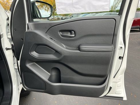 New 2026 Nissan Frontier S image 27