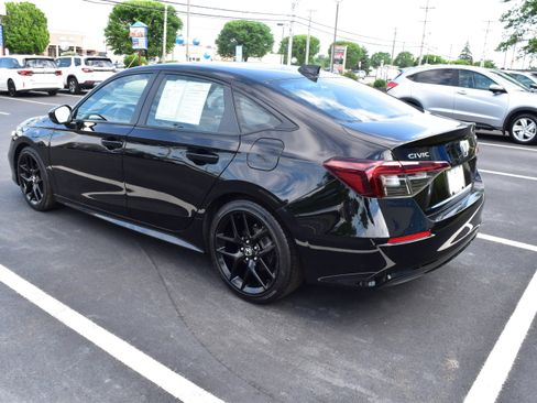 Certified 2025 Honda Civic Sport image 4
