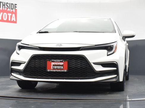 Used 2023 Toyota Corolla SE w/ Carpet Mat Package (TMS) FWD image 29