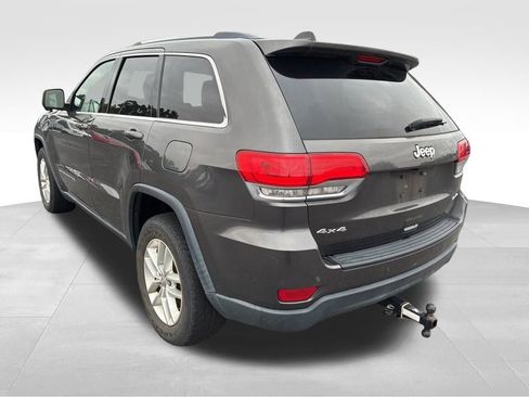 Used 2017 Jeep Grand Cherokee Laredo w/ Quick Order Package 23E image 3