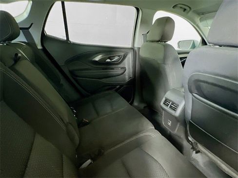 Used 2022 GMC Terrain SLE w/ LPO, Floor Liner Package image 10