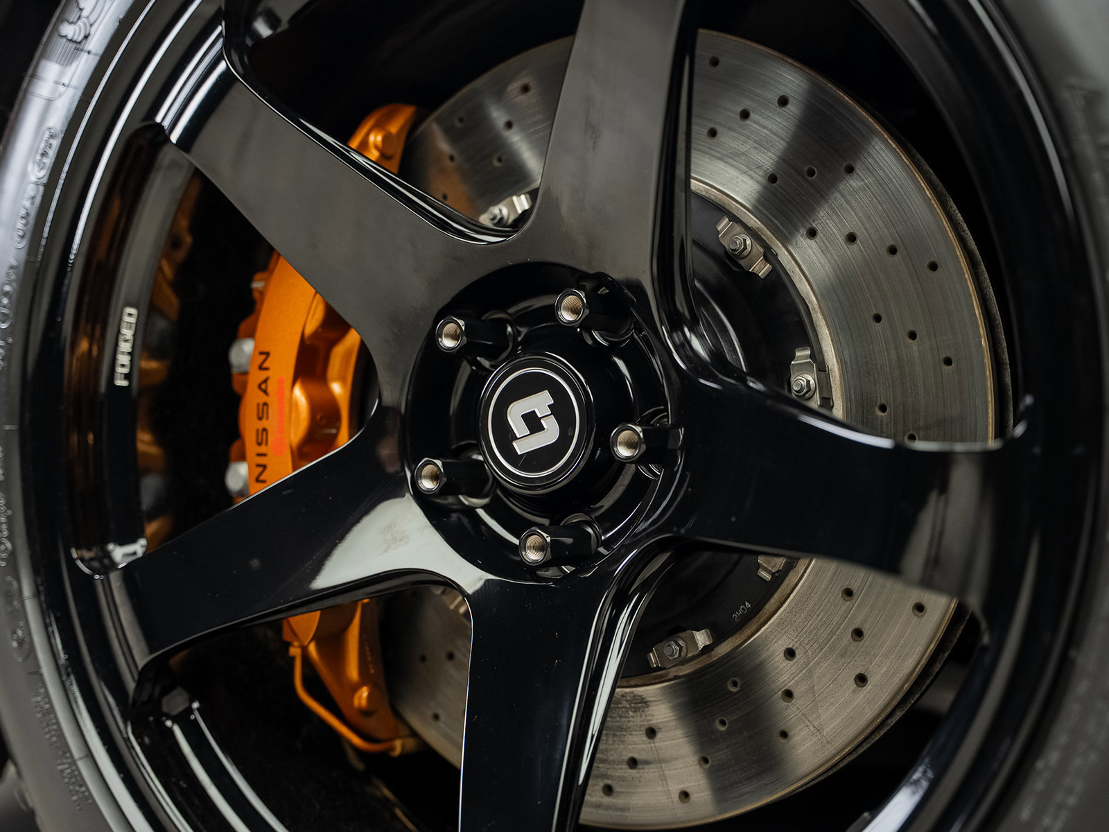 Used 2023 Nissan GT-R Premium AWD/4WD image 25