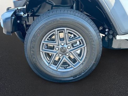 New 2026 Jeep Gladiator Sport AWD/4WD image 20