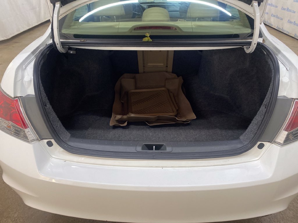 Used 2012 Honda Accord EX-L image 16