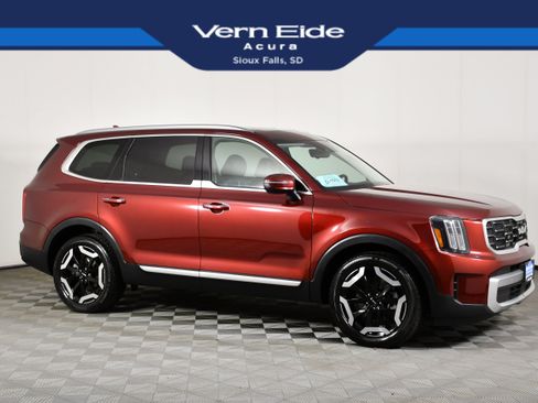 Used 2023 Kia Telluride S w/ S Sunroof Package AWD/4WD image 1