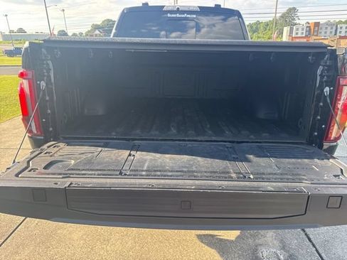 Used 2025 Ford F150 Raptor w/ Equipment Group 803A Raptor R AWD/4WD image 10