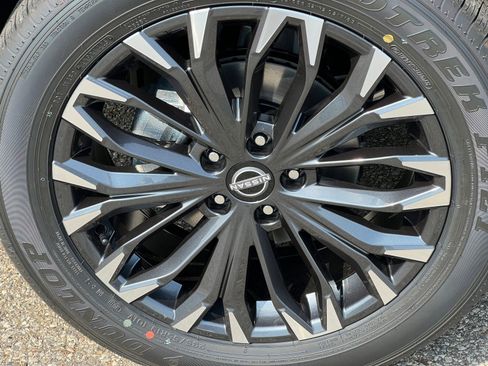 New 2026 Nissan Rogue Platinum w/ Platinum Premium Package image 9