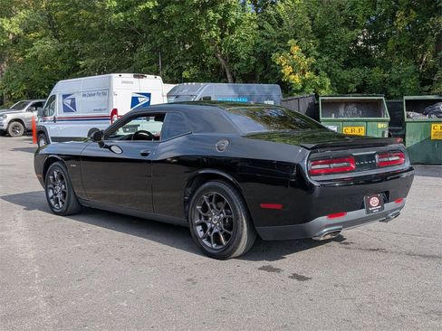 Used 2015 Dodge Challenger R/T w/ Quick Order Package 28B R/T image 5