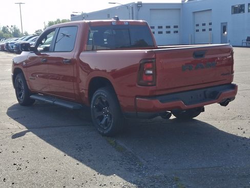 New 2026 RAM 1500 Express AWD/4WD image 3