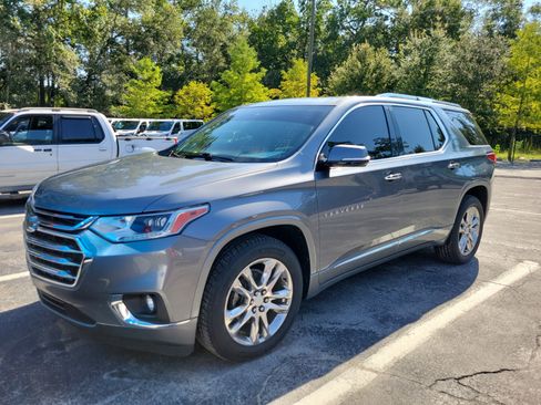 Used 2018 Chevrolet Traverse High Country AWD/4WD image 2