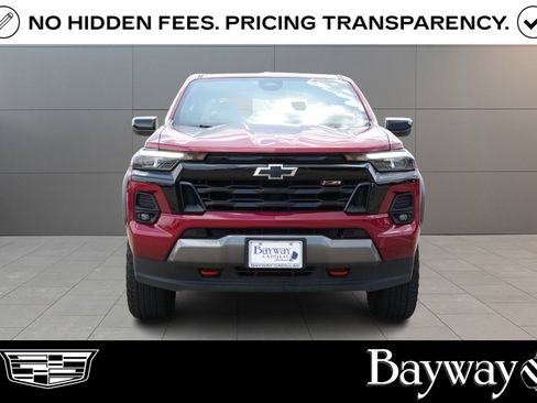 Used 2024 Chevrolet Colorado Z71 w/ Z71 Convenience Package 2 AWD/4WD image 2