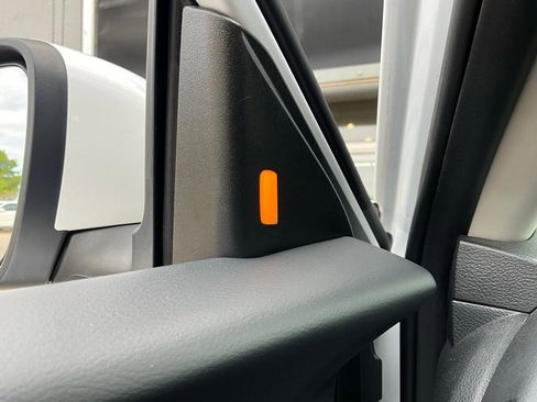 Used 2025 Nissan Sentra S image 18