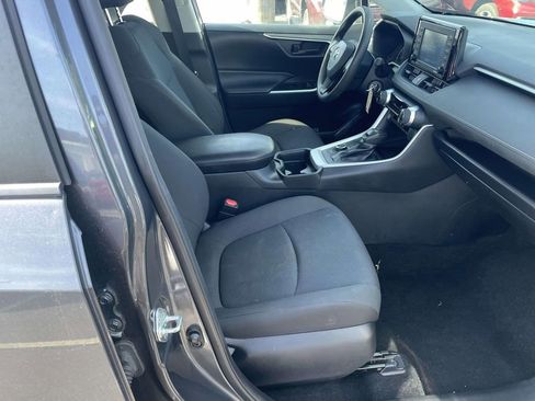 Used 2020 Toyota RAV4 LE image 44