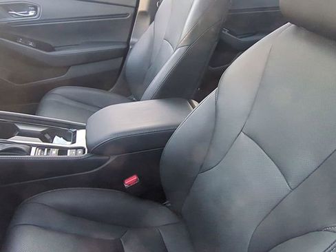 Used 2024 Honda Accord Touring image 7