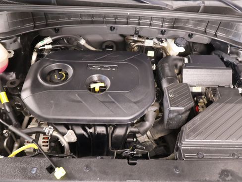 Used 2021 Hyundai Tucson Value FWD image 19