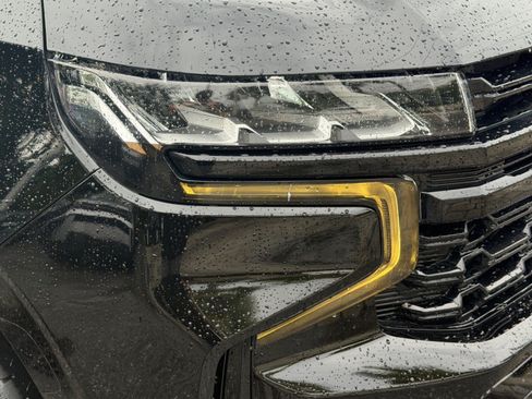 Used 2023 Chevrolet Tahoe Z71 AWD/4WD image 9